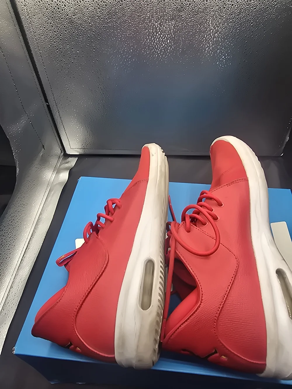 Red Jordan Casual Sneakers‎